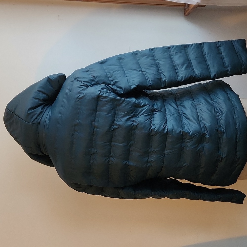 Time and Tru green packable puffer jacket - Picture 3 of 10